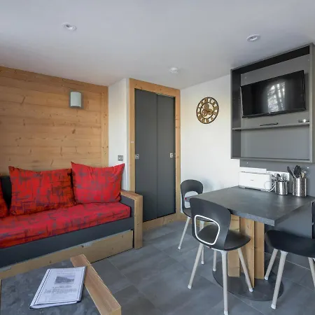 Apartment Montchavin Les Coches, 1 Piece, 3 Personnes - Fr-1-181-1072 *
